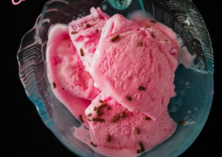 Cara Gampang Membuat Es Krim Buah Naga Anti Gagal