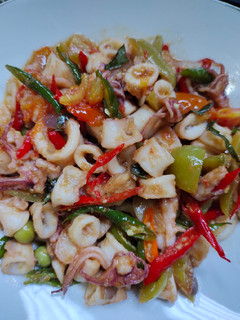 Foto resep Tumis cumi pelangi