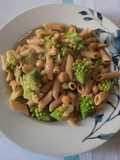 Pasta integrale con broccolo romanesco