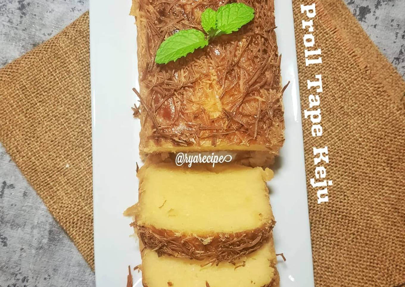 Langkah Mudah untuk Menyiapkan Proll Tape Keju yang Enak Banget