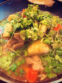 Hình của món Canh xương hầm rau củ.