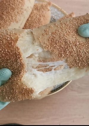 صورة لوصفة خبز محشي بالجبنة 😋