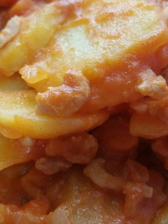 Una foto de Patatas con carne picada de Pollo😋