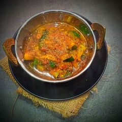 A picture of Zucchini curry.