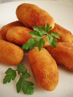 Una foto de Croquetas de salmón