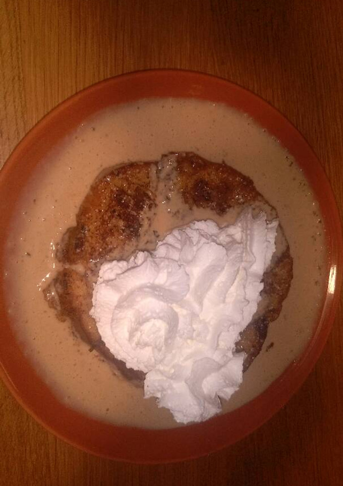 Una foto de Torrijas de panettone con crema de turrón