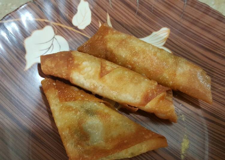 Easiest Way to Make Any-night-of-the-week Mashed Potato & Herbs Samosa😍