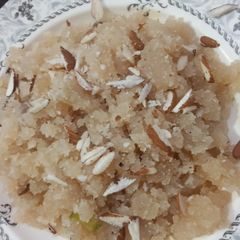 A picture of Suji halwa.