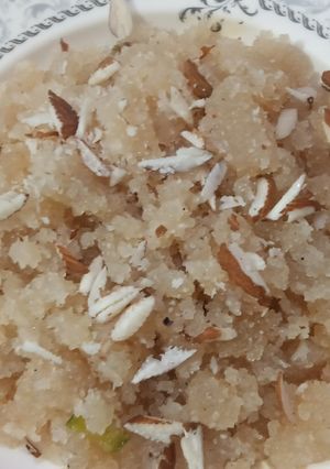 A picture of Suji halwa.