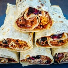 A picture of Blueberry Nutella Rollups.