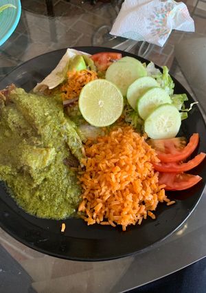 Una foto de Tilapia en salsa de cilantro