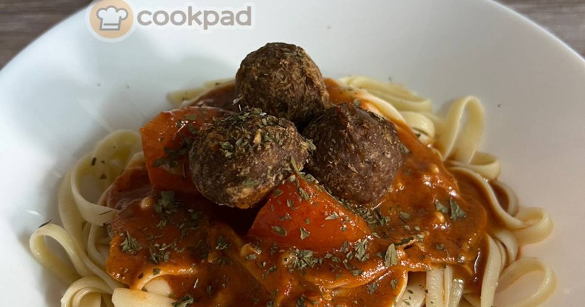 Resipi Linguine Meatball Simple Oleh MaRulez Arif - Cookpad