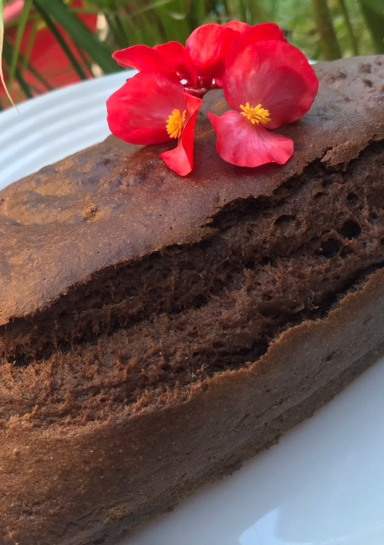 Una foto de Budín vegano de banana y cacao húmedo 🌱