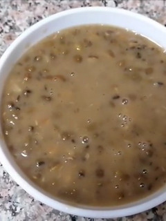 சிறு பயறுகஞ்சி (Sirupayaru kanji recipe in tamil) செய்முறை முக்கிய புகைப்படம்