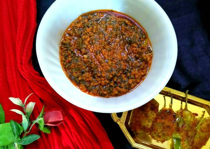 How to Make Super Quick Homemade Palak qeema