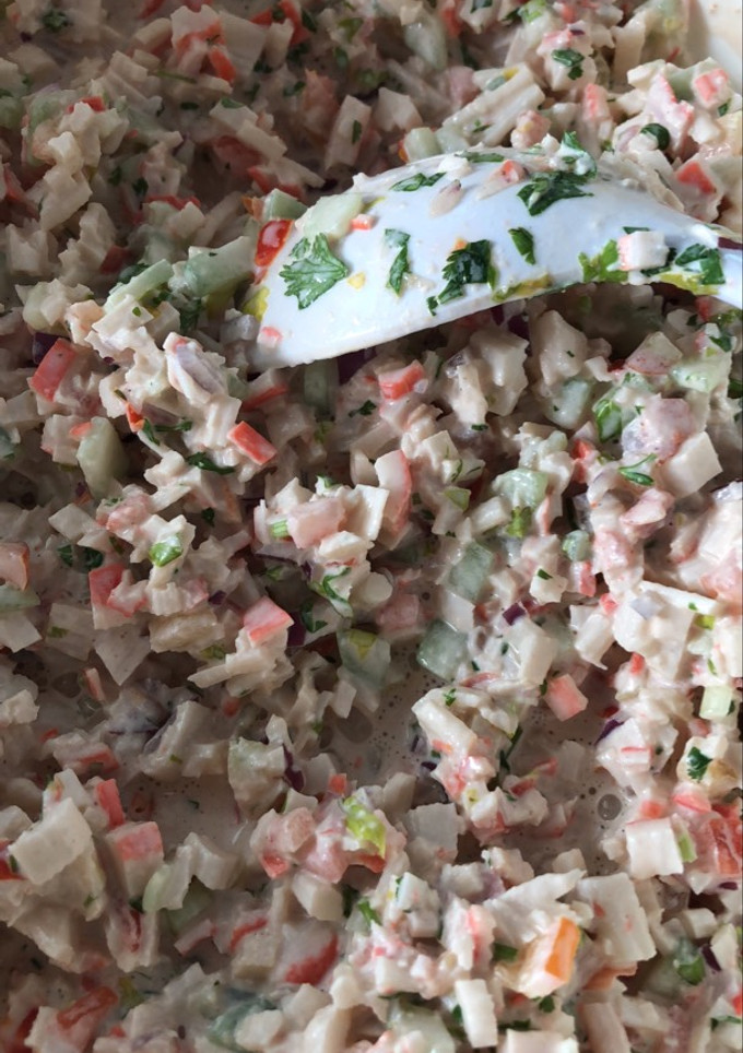 Una foto de Ensalada de surimi