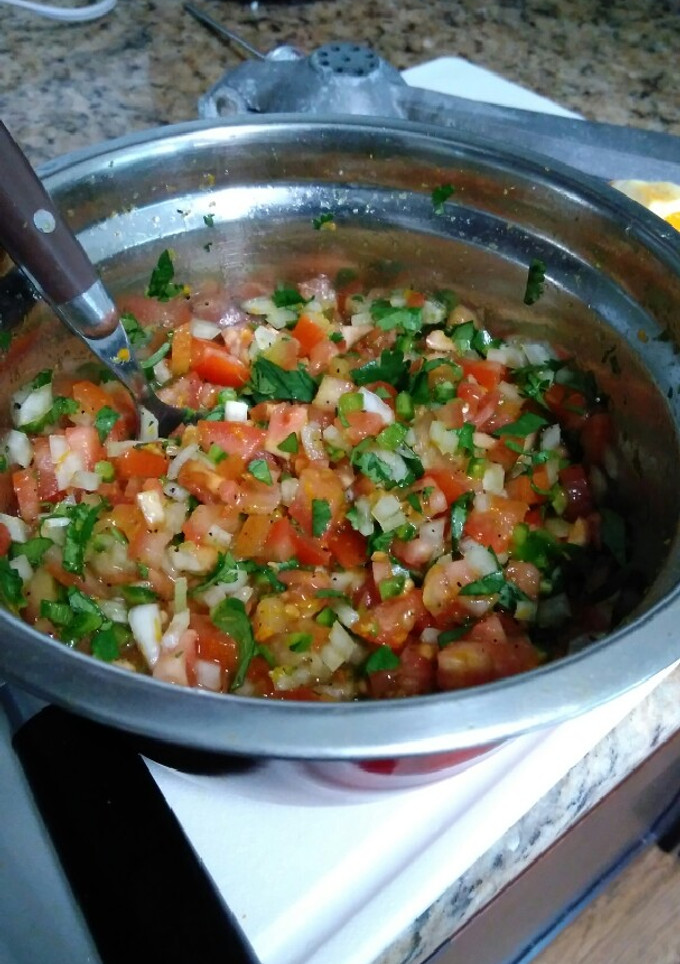 A picture of Pico de Gallo.