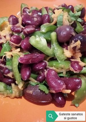 O poză a rețetei Salată de fasole roșie.
