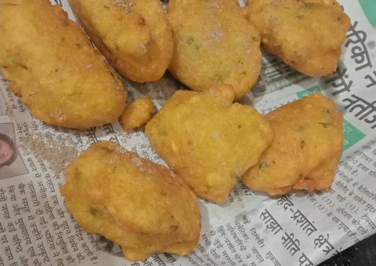 Recipe of Any-night-of-the-week Moong Dal vada
