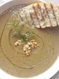 Crema de garbanzos y apio