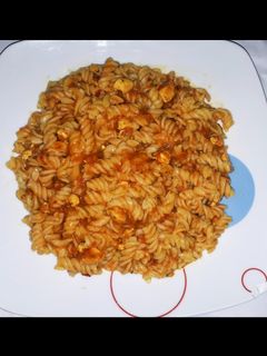 صورة لوصفة معكرونة بقطع دجاج