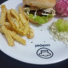 A picture of Chicken burger.