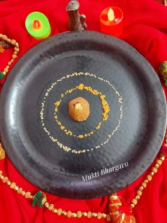 तिल मावा लड्डू रेसिपी मुख्य फोटो