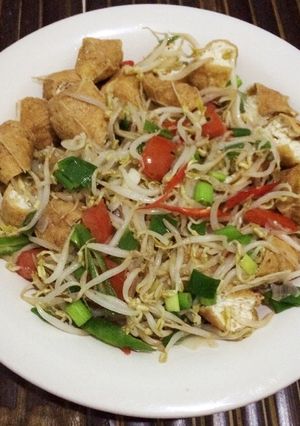 Foto resep Oseng Taoge Tahu Kulit