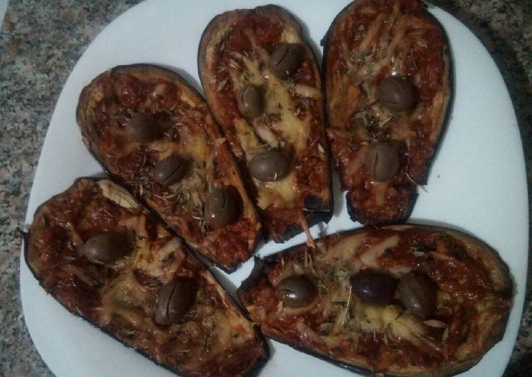 Voici la recette Pizelle aux aubergines spécial