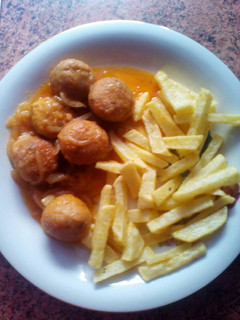 Una foto de Albóndigas en salsa rápida