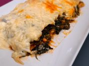 Una foto de salmón y cilantro