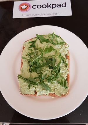A picture of My Philly Avocado Toast. 😁.