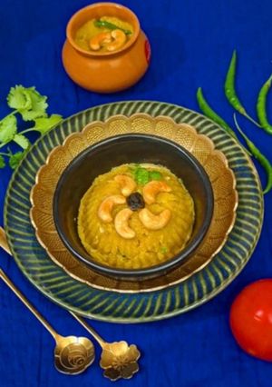 A picture of Rava Upma (Semolina Upma With Sambhar Masala).