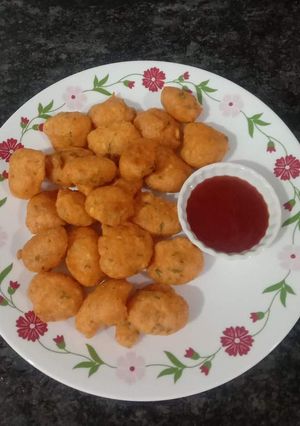 A picture of Leftover rice pakoda.