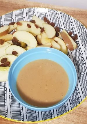 A picture of Healthy peanut butter dips.