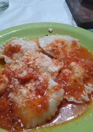 Una foto de Sorrentinos de jamón, ricota y queso