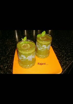 A picture of Mango mint panna.