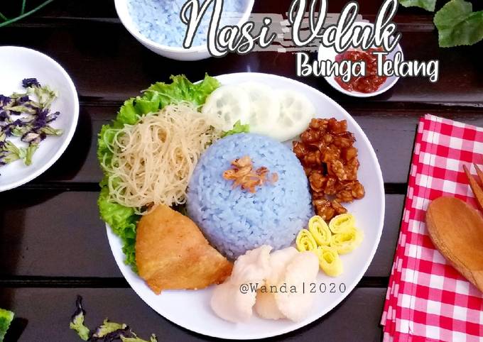 Nasi Uduk Bunga Telang (magicom simple mudah)