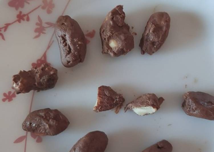 Chocolate coated nuts