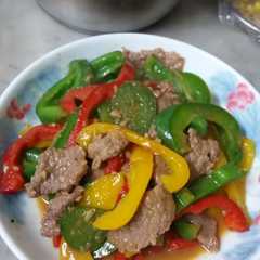 A picture of Tumis paprika+dg.sapi.