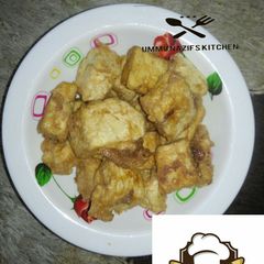 A picture of Awara with egg.