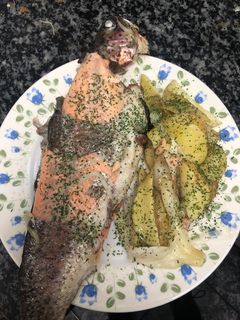 Una foto de 274. Trucha rellena al horno (principal pescado)