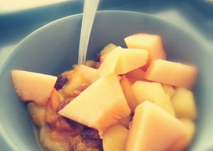 How to Make Abricots, pommes, raisins secs et melon frais