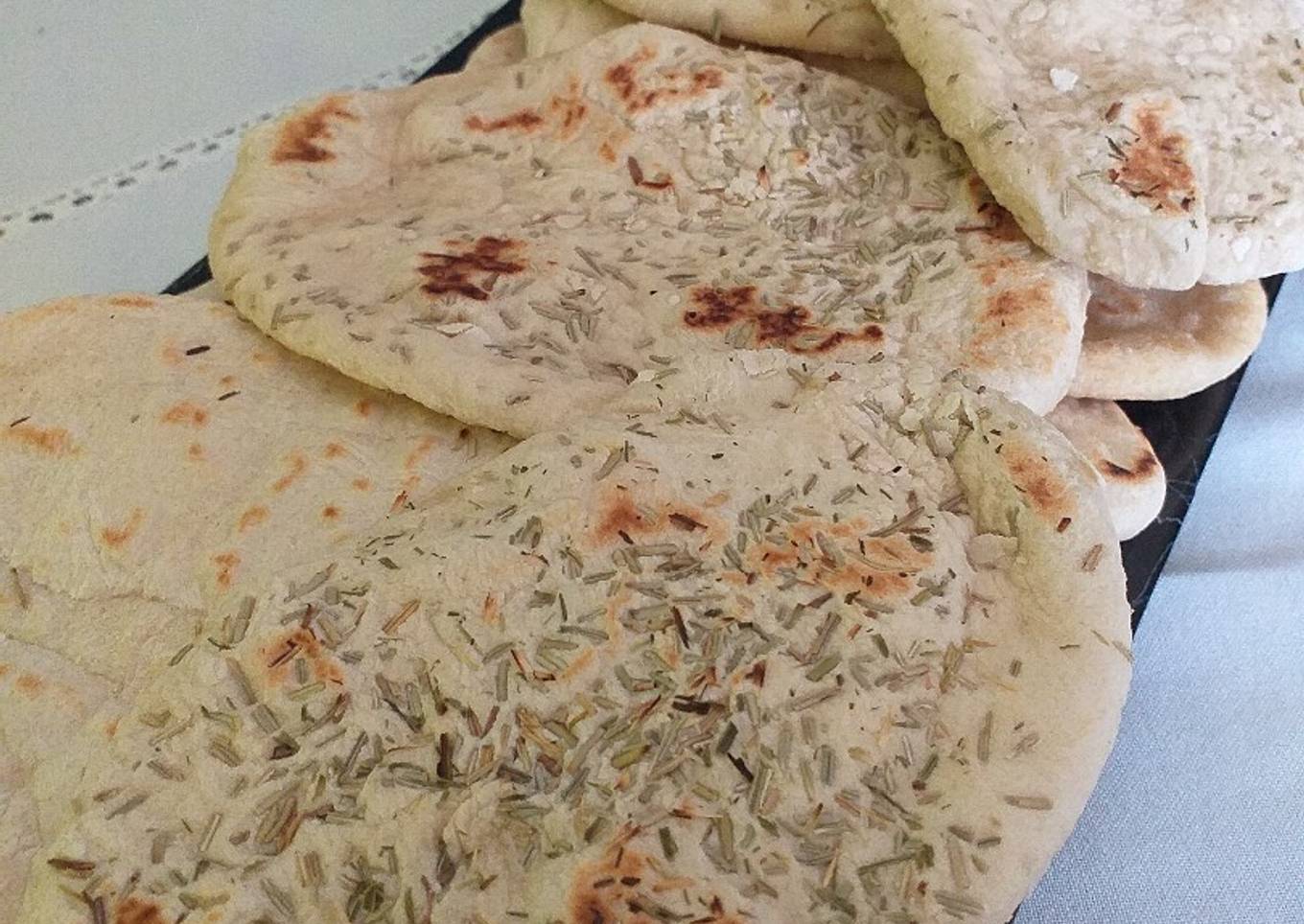 Pan pita saborizado