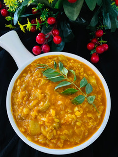 A picture of Turai with Moong Daal.
