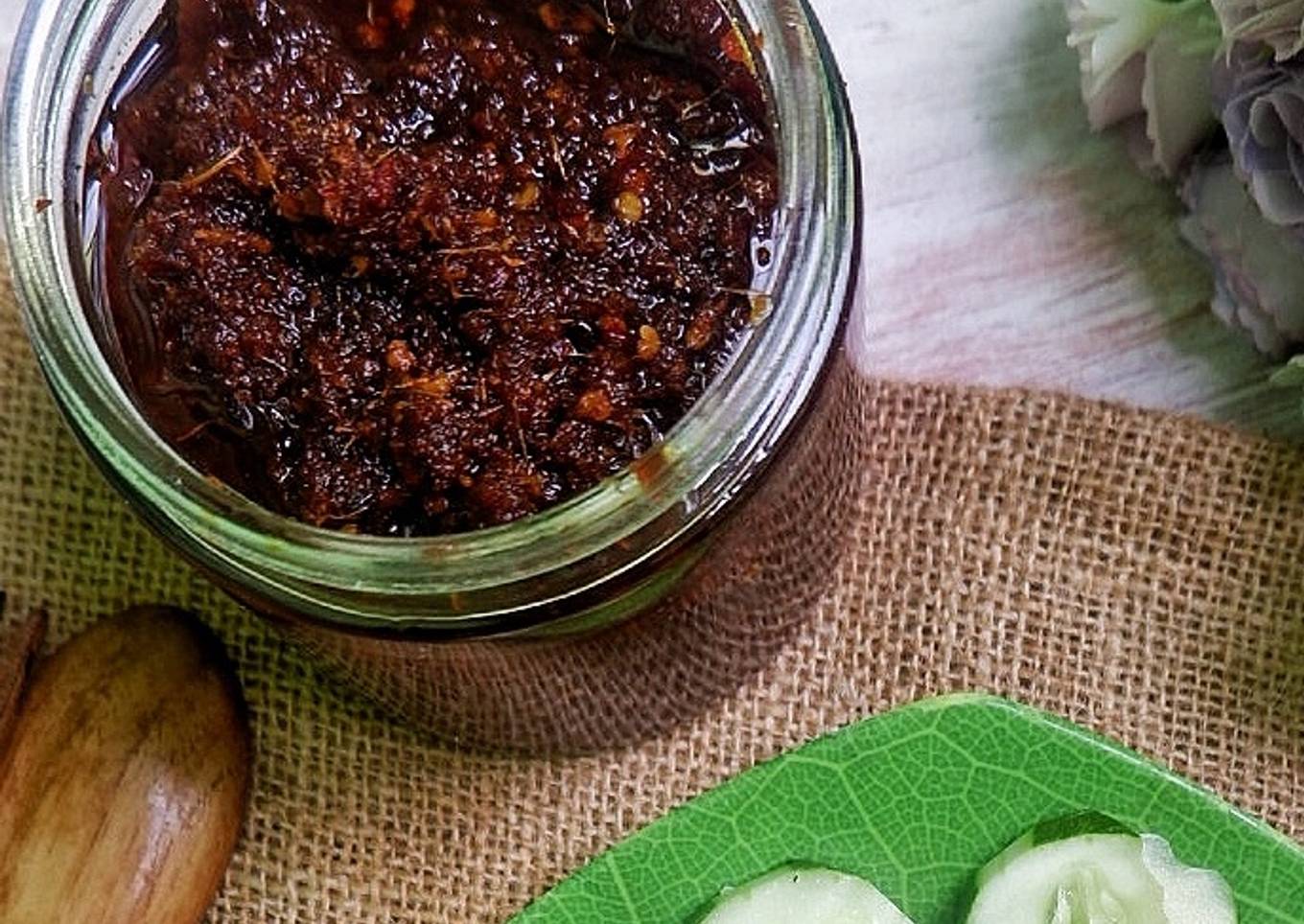 Sambal ireng (khas madura)