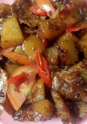 Foto resep Ikan Asin Kentang🌷