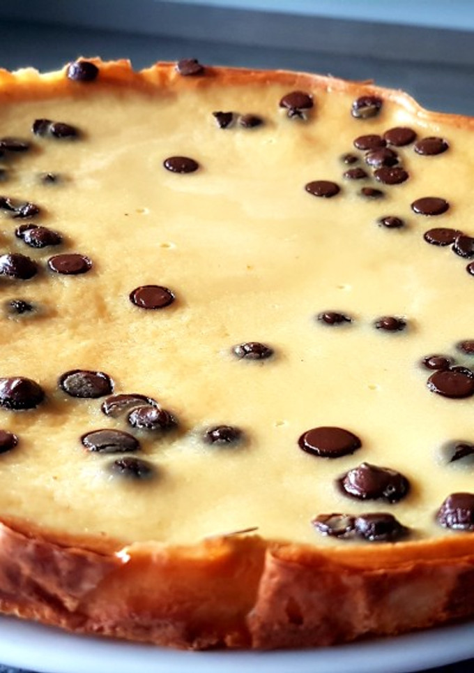 Una foto de Torta ricotta de masa quebrada, con pepitas de chocolate 🍫