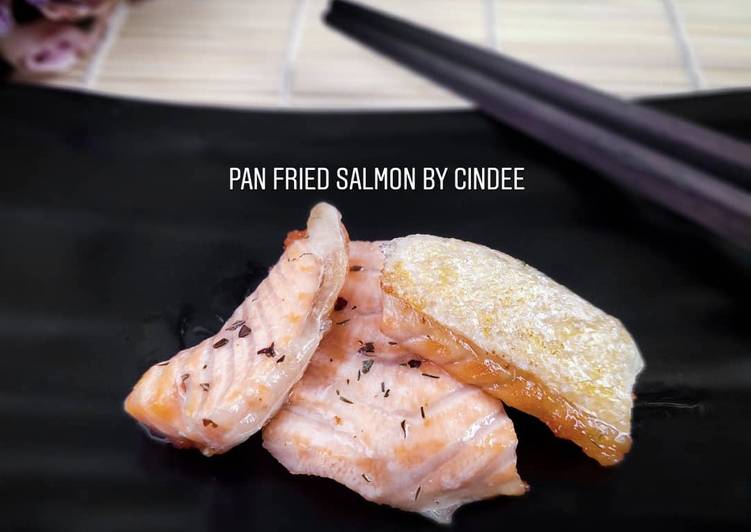 12 Resep: Pan Fried Salmon Anti Gagal!