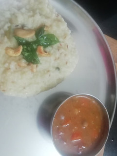 வெண் பொங்கல்(venpongal recipe in tamil) செய்முறை முக்கிய புகைப்படம்